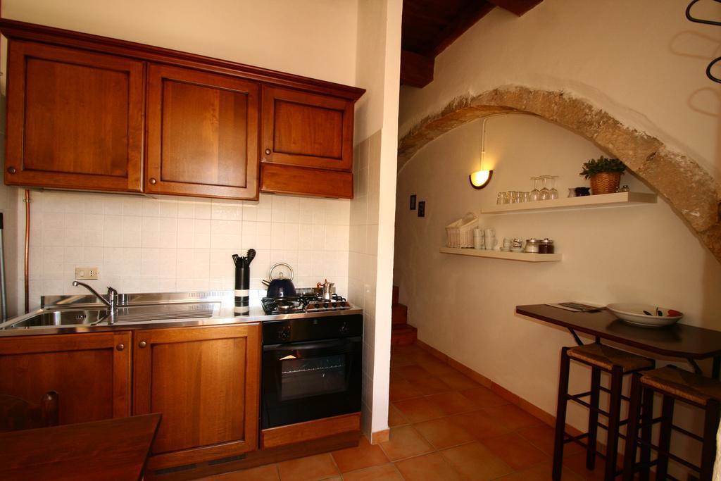Sotto Il Castello Gagliano Aterno Room photo